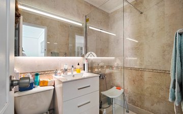 Property slide 20