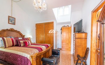 Property slide 27