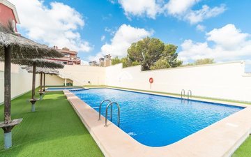 Property slide 32