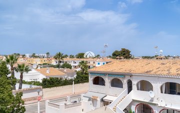 Property slide 20