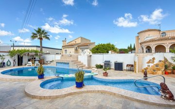 Property slide 17