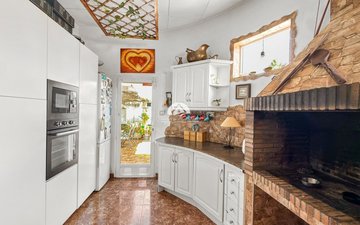Property slide 30