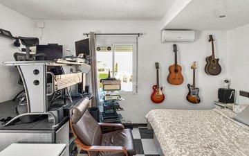 Property slide 36