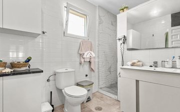 Property slide 43
