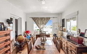 Property slide 46