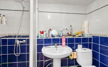 Property slide 19