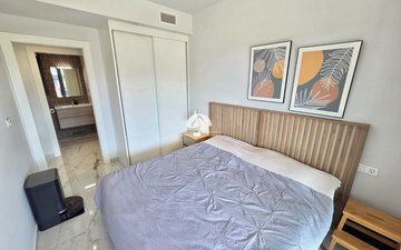 Property slide 17