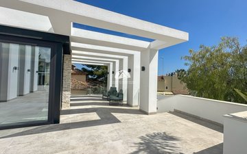 Property slide 18