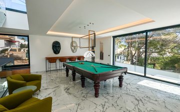Property slide 42