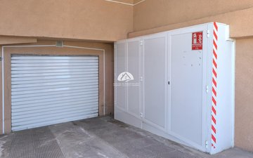 Property slide 22