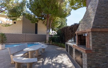 Property slide 25