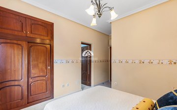 Property slide 48