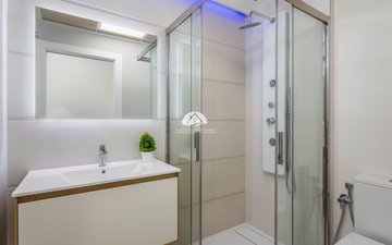 Property slide 14