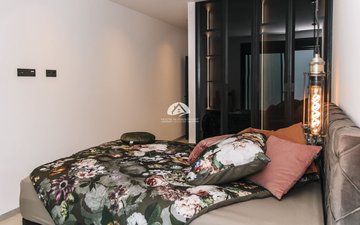 Property slide 42