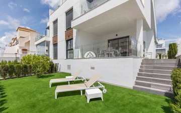 Property slide 18