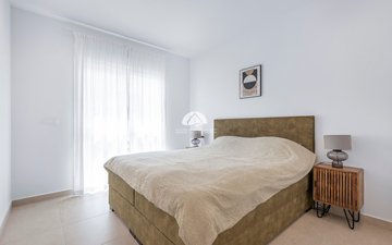 Property slide 32