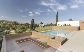 Property slide 31