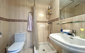 Property slide 18