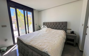 Property slide 20