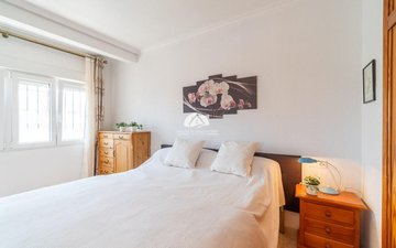 Property slide 40