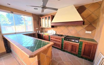 Property slide 24