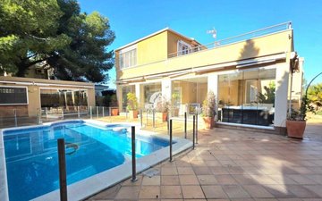 Property slide 31