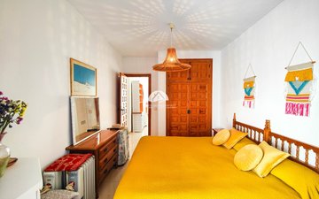 Property slide 40