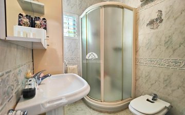 Property slide 35