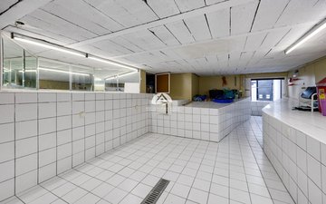 Property slide 39
