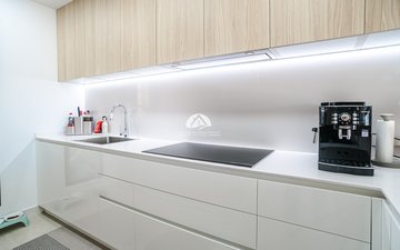 Property slide 17