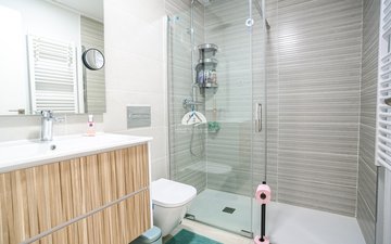Property slide 24