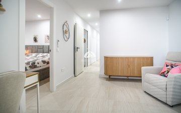 Property slide 32
