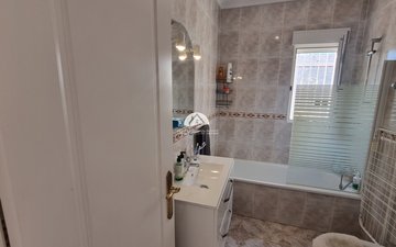 Property slide 22
