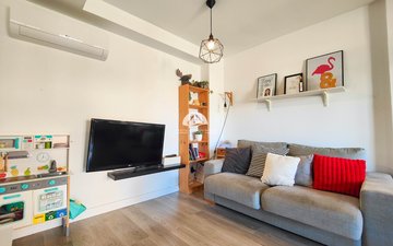 Property slide 18