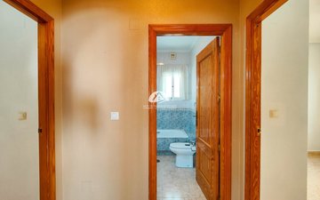 Property slide 44