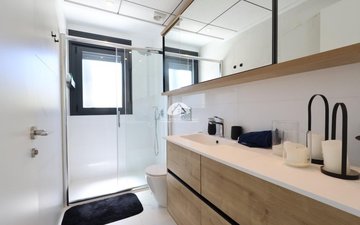 Property slide 11