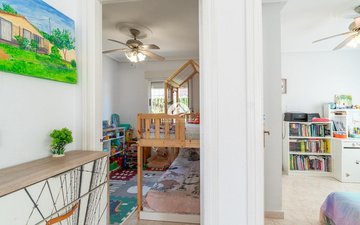 Property slide 14
