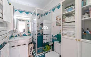 Property slide 22