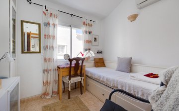 Property slide 15