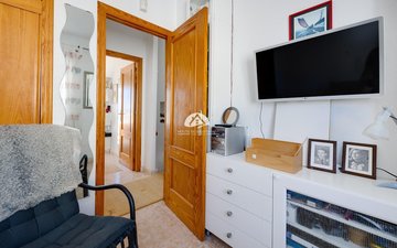 Property slide 16
