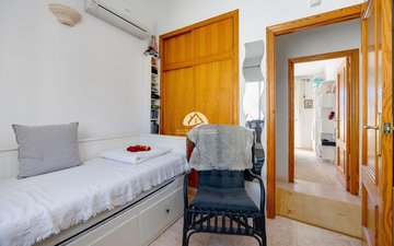 Property slide 17