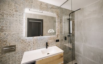Property slide 21