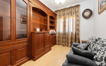 Property slide 10