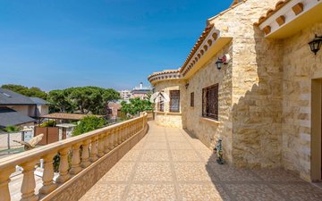 Property slide 26