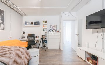 Property slide 28