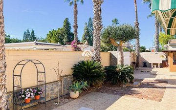 Property slide 31