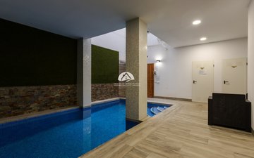 Property slide 18
