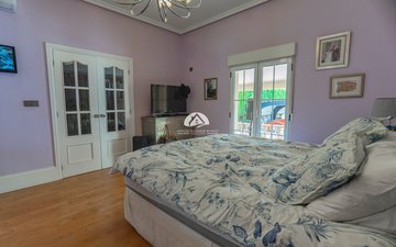 Property slide 31