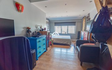 Property slide 40