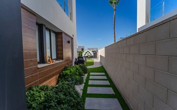 Property slide 29